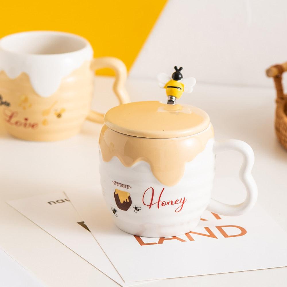 Bee Ceramic Mug with Lid & Spoon