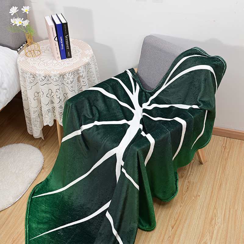 Giant Polyester Leaf Blanket